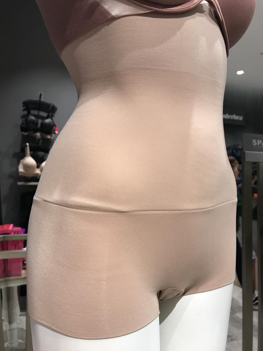 Hyundai Department Store Spans Power Series High W