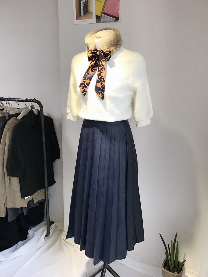 Beige Fake Fur Mink Twilie Muffler Shawl Petit Sca