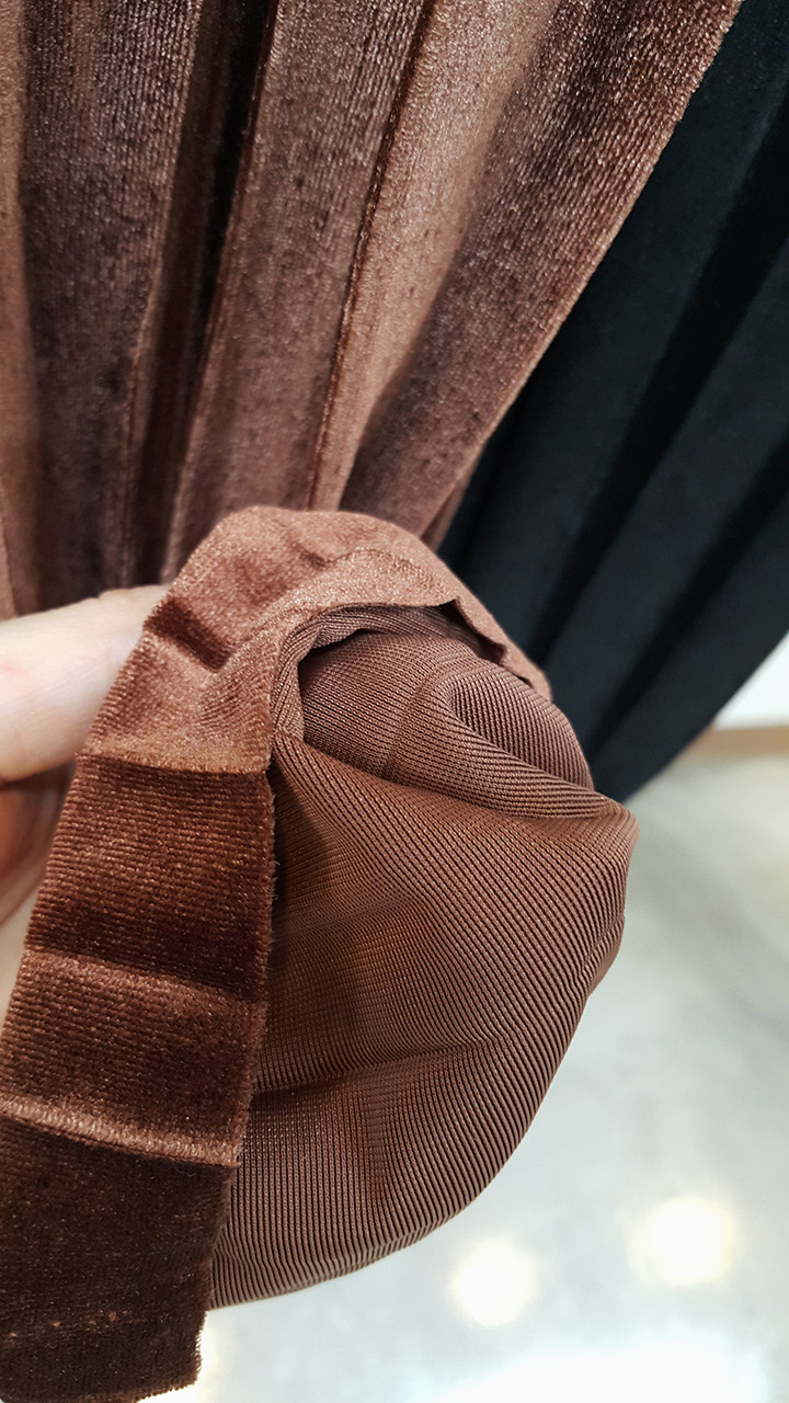 Velvet Pleated Long Skirt