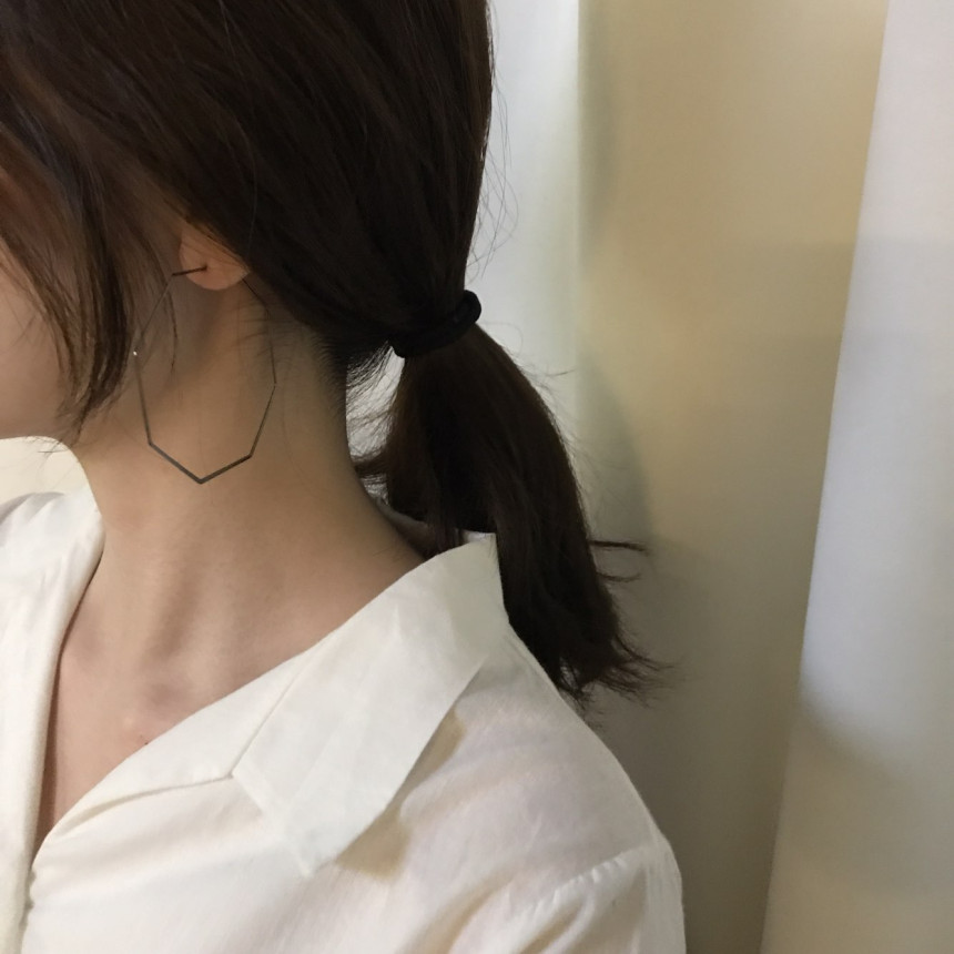 Big Eight Modern Earrings 3color Trendy styling Co