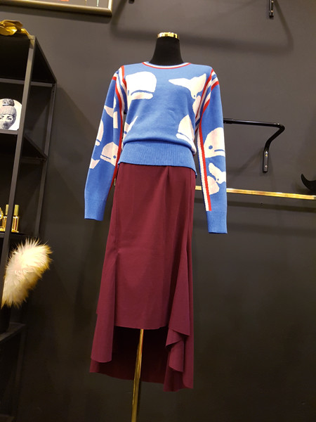 Unbalanced Top Long Bending Skirt Sexy Layered Rom