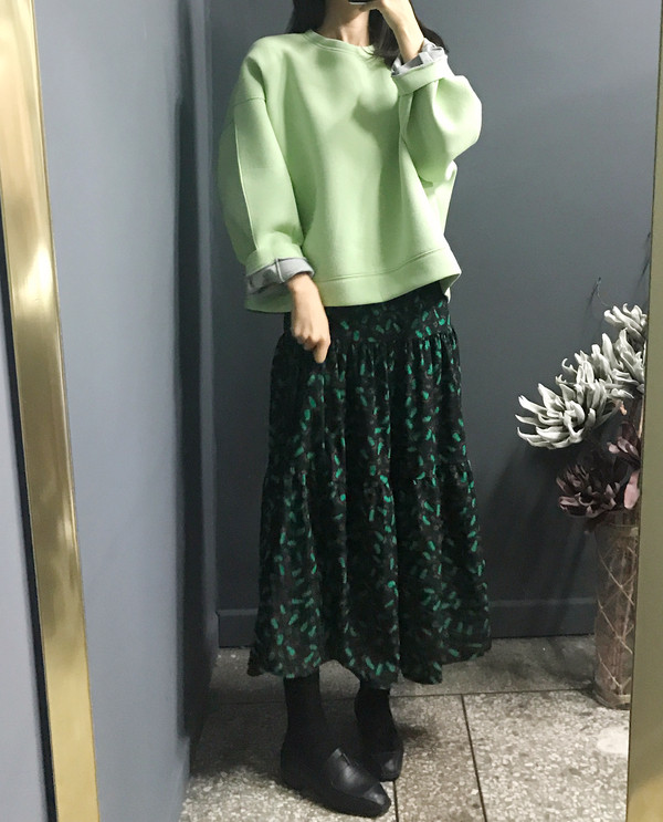 Lucky bending long skirt pattern Kangkang gangbang