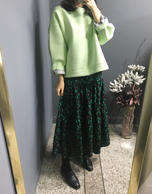 Lucky bending long skirt pattern Kangkang gangbang