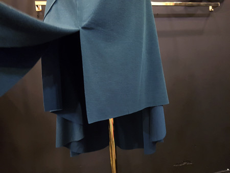 Unbalanced Top Long Bending Skirt Sexy Layered Rom