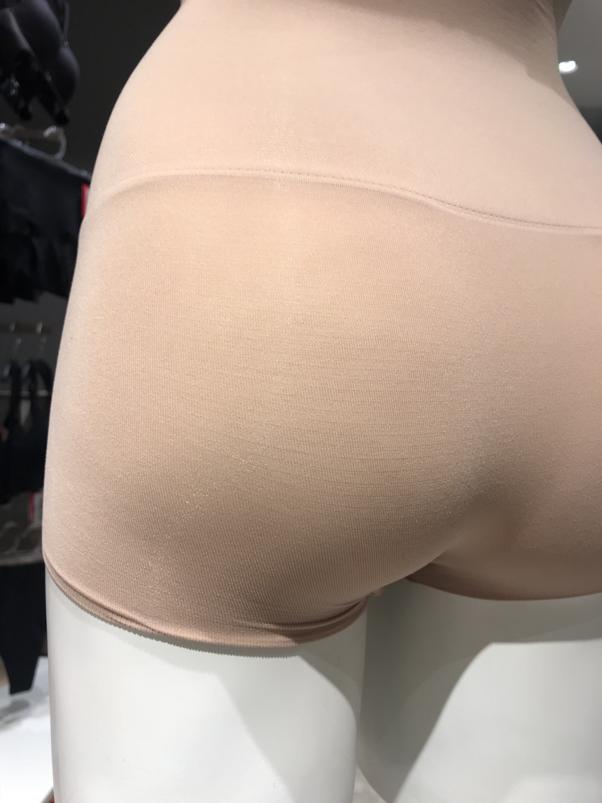 Hyundai Department Store Spans Power Series High W