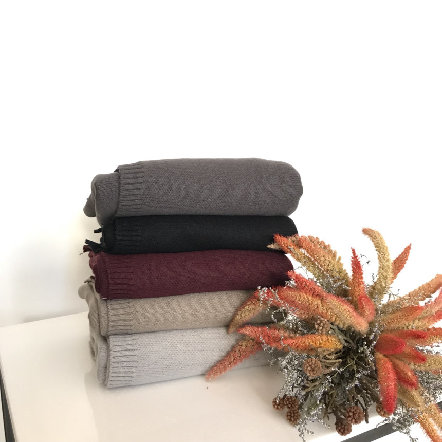 Wool 100 knit muffler