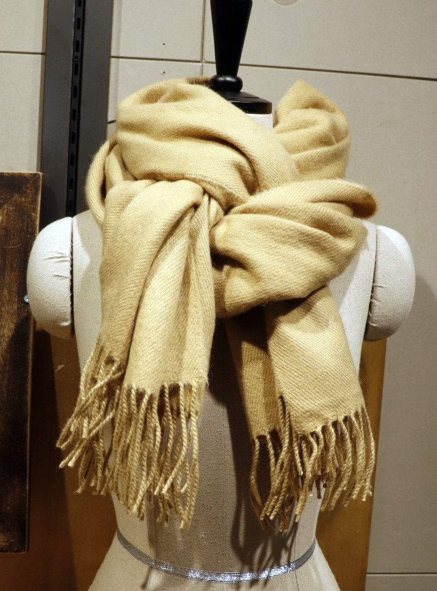 Wool Touch Surgical Muffler 7col Clean and stylish