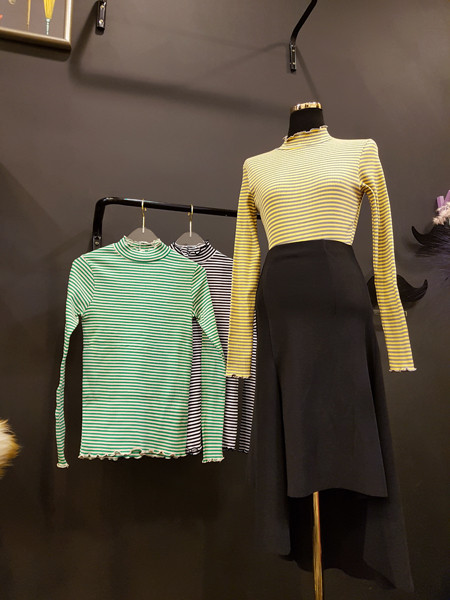 Unbalanced Top Long Bending Skirt Sexy Layered Rom