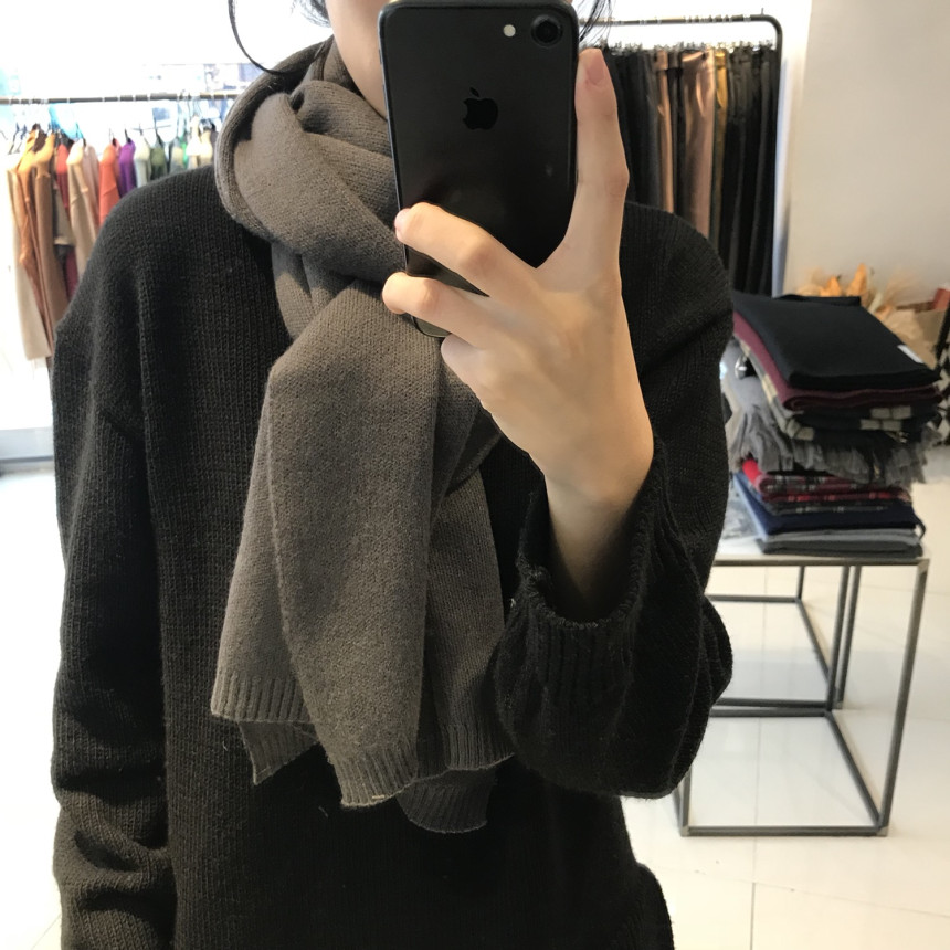 Wool 100 knit muffler