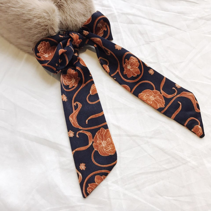 Beige Fake Fur Mink Twilie Muffler Shawl Petit Sca