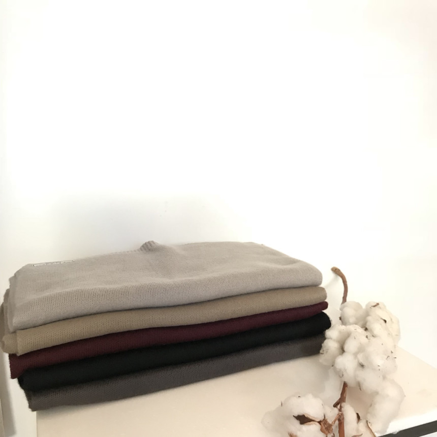 Wool 100 knit muffler