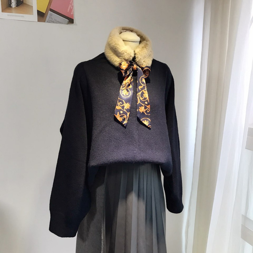 Beige Fake Fur Mink Twilie Muffler Shawl Petit Sca