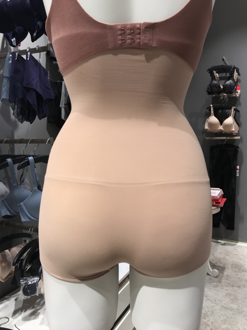 Hyundai Department Store Spans Power Series High W