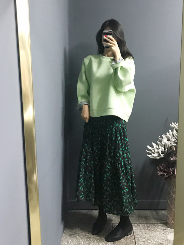 Lucky bending long skirt pattern Kangkang gangbang