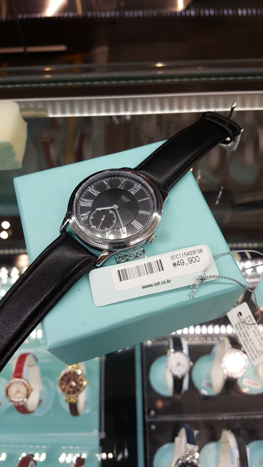 <b><p>OST Coco Black Men Leather Wch OTC115V03FSB</p></b><b><p>OST ココブラックメンズレザー腕時計 OTC115V03FSB</p></b><br /><br /><p align='center'>