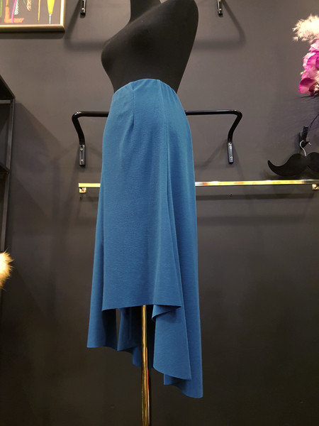 Unbalanced Top Long Bending Skirt Sexy Layered Rom