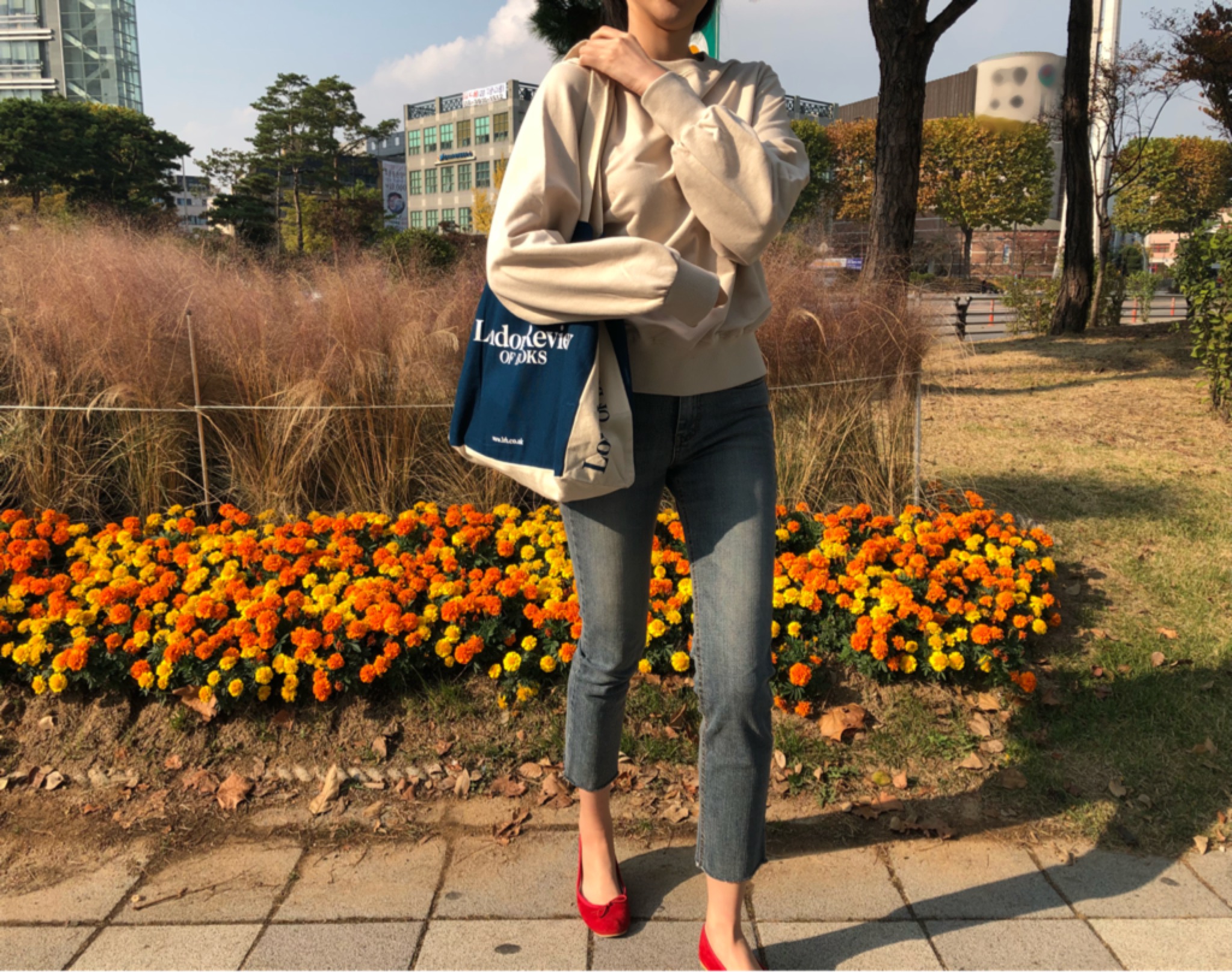 <b><p>London Review of Books Eco Bag Navy Genuine</p></b><b><p>ロンドンレビューオブブックスエコバックネイビー本物 런던에코백 리뷰오브북스 백네이비</p></b><br /><br /><p align='center'>