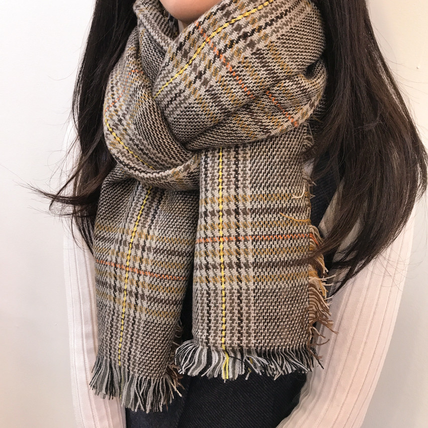 Check muffler Autumn A warm classic ring that will