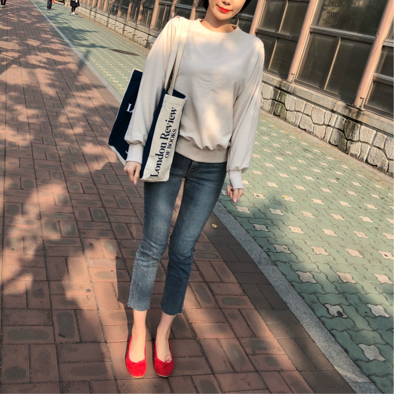 <b><p>London Review of Books Eco Bag Navy Genuine</p></b><b><p>ロンドンレビューオブブックスエコバックネイビー本物 런던에코백 리뷰오브북스 백네이비</p></b><br /><br /><p align='center'>