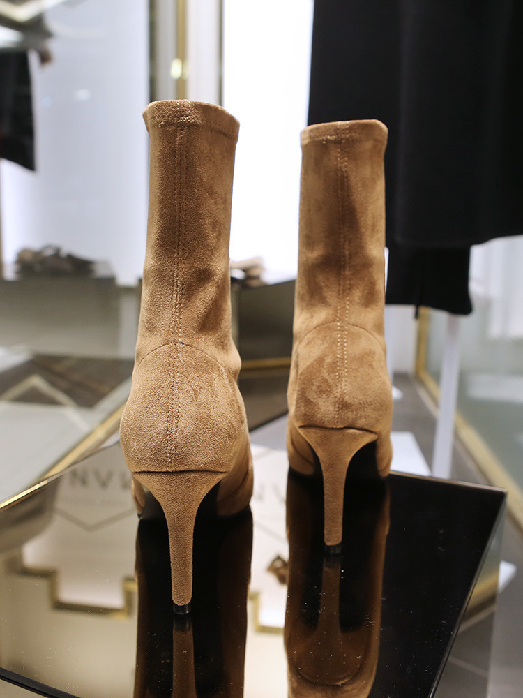Suede Angle Boots Camel Woman Scissors Styling Spa