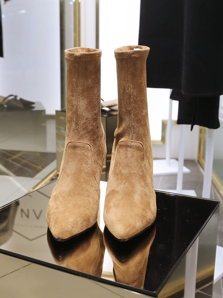 Suede Angle Boots Camel Woman Scissors Styling Spa