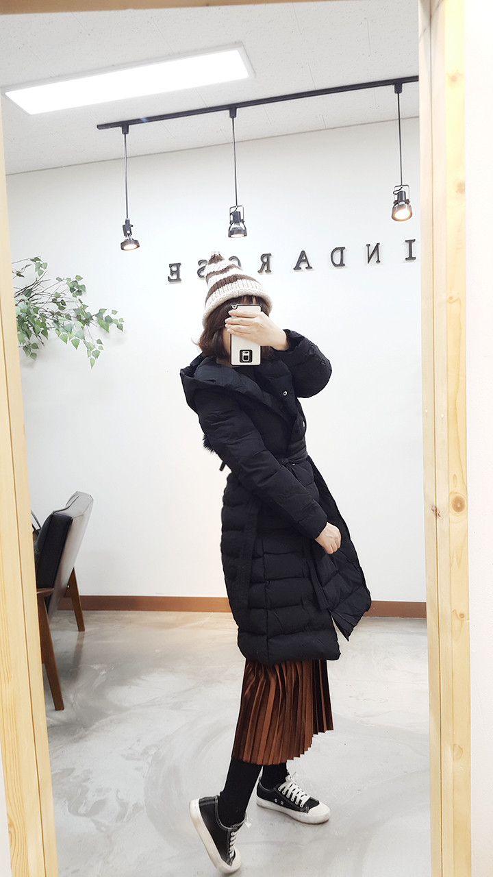 Velvet Pleated Long Skirt