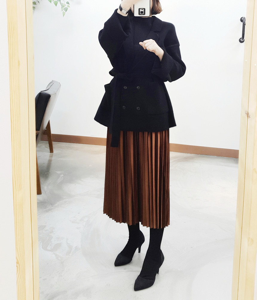 Velvet Pleated Long Skirt