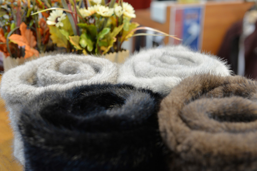 Andy Skinkin Minking Muffler A1HDA401A Elegant and