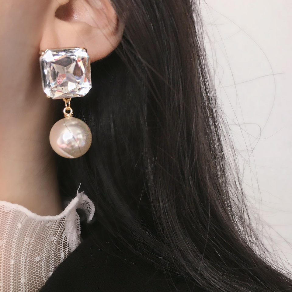 Small Cubic Bold Drop Earring Earring Possible Col