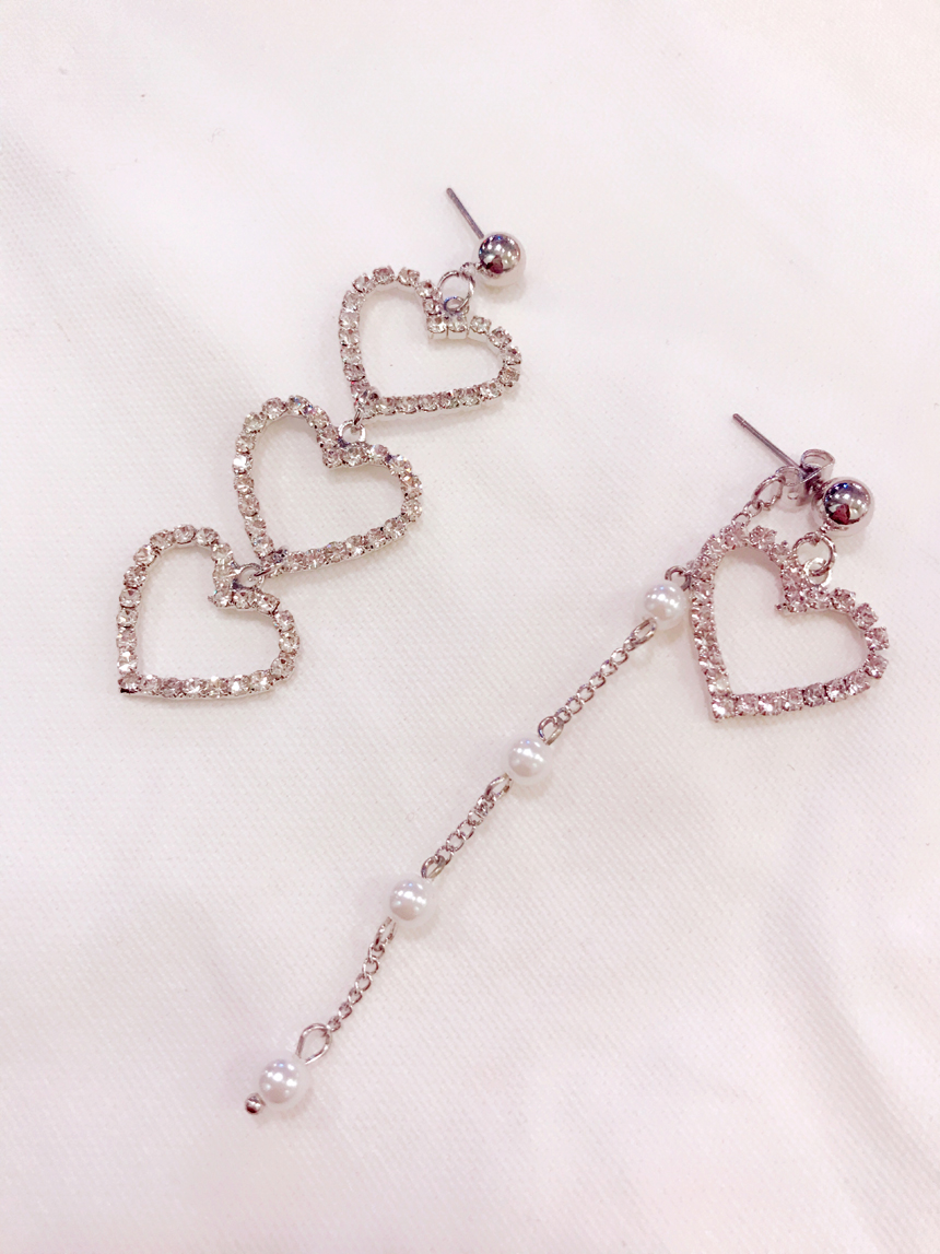 Three-ply heart and pearl unbalanced earrings earr