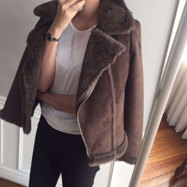 코이블리 무스탕 컬러감