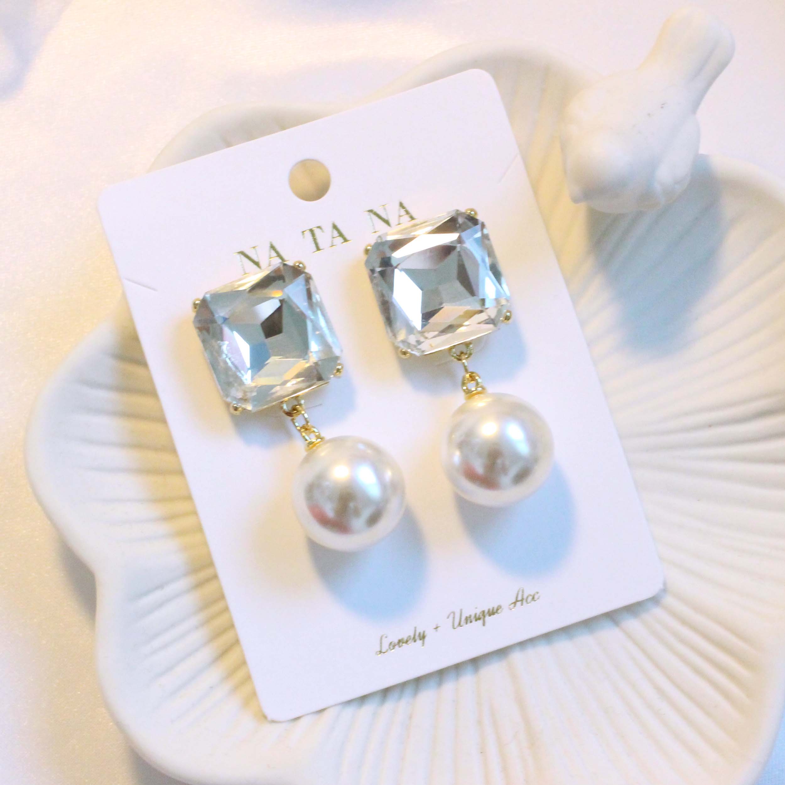 Small Cubic Bold Drop Earring Earring Possible Col