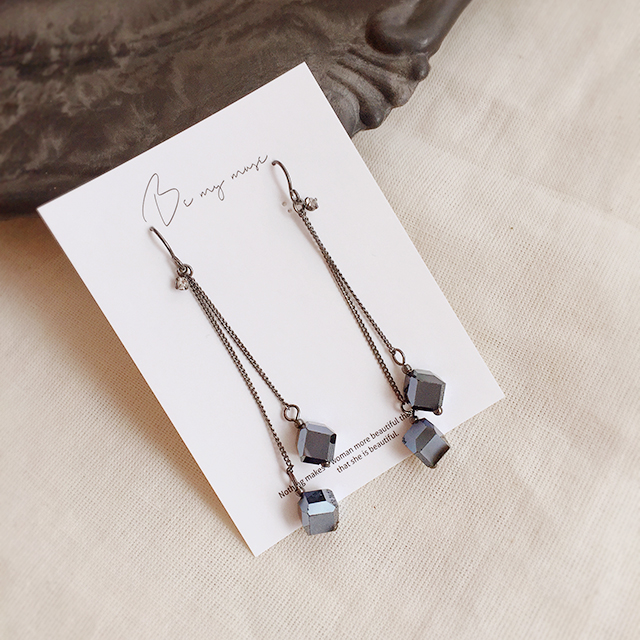 Black Antique Long Drop Earrings 10 Collection Bol