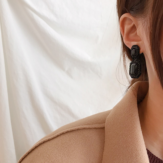 Black Antique Long Drop Earrings 10 Collection Bol