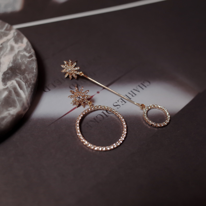 Shinestar Round Stone Chongming Silver Earrings St