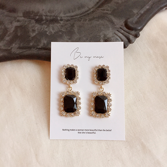 Black Antique Long Drop Earrings 10 Collection Bol