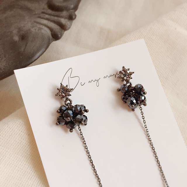 Black Antique Long Drop Earrings 10 Collection Bol