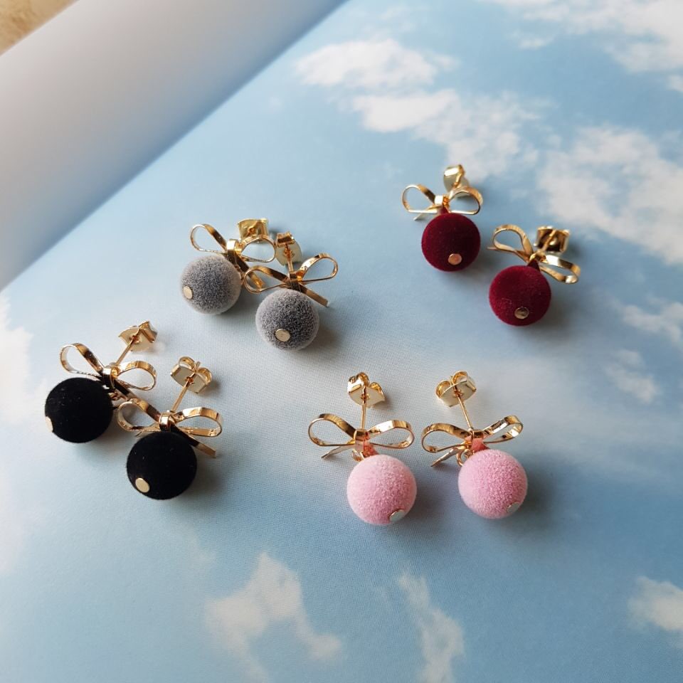 Belly Ribbon Pom-Form Velvet Mini Earrings 4color