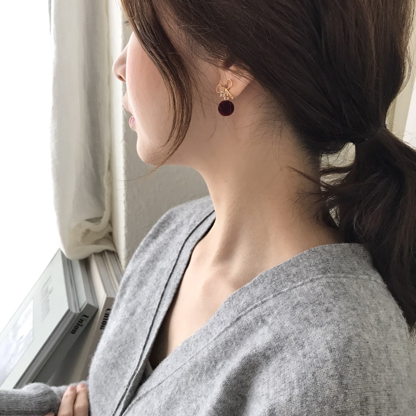 Belly Ribbon Pom-Form Velvet Mini Earrings 4color