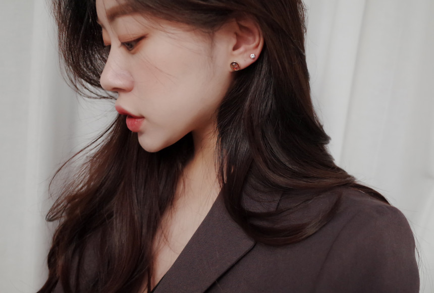 Bulliant 10SET Point Earrings Stylish Chic Unique 