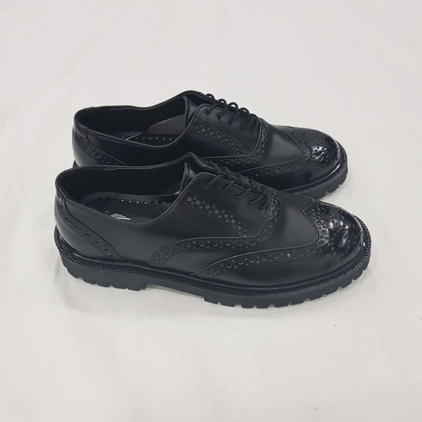 Free Shipping Wingtip Clipper Men's Formal Shoe