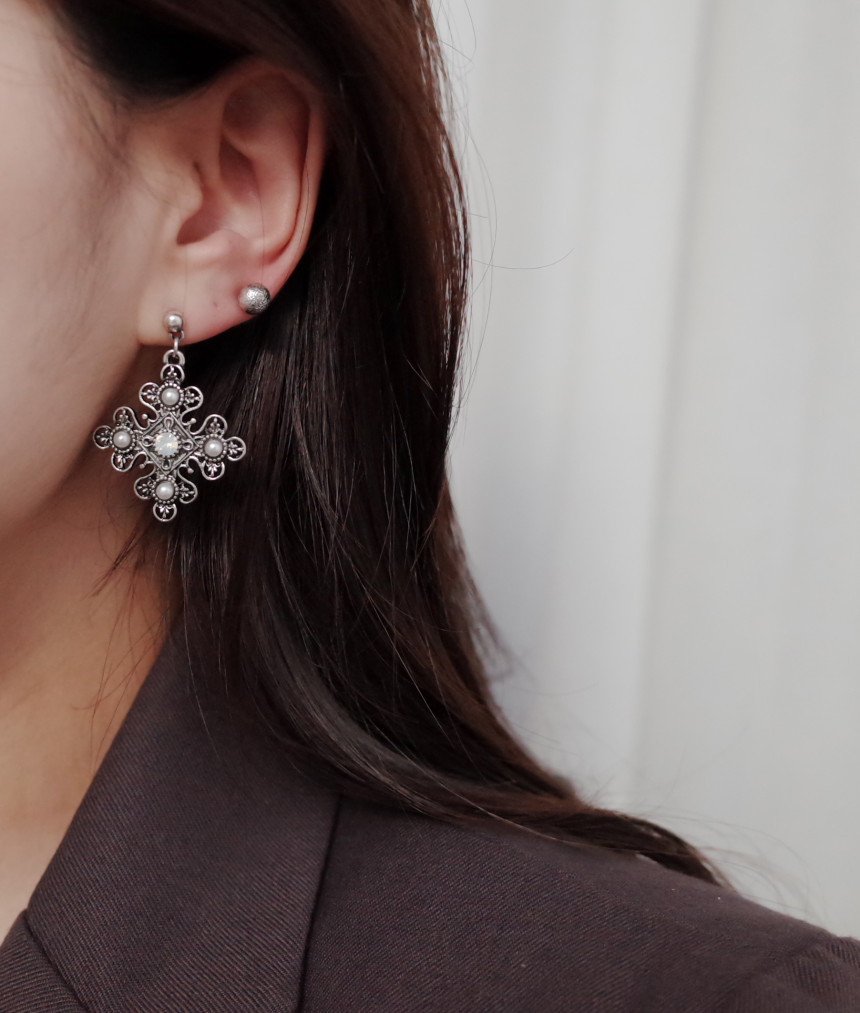 Bulliant 10SET Point Earrings Stylish Chic Unique 