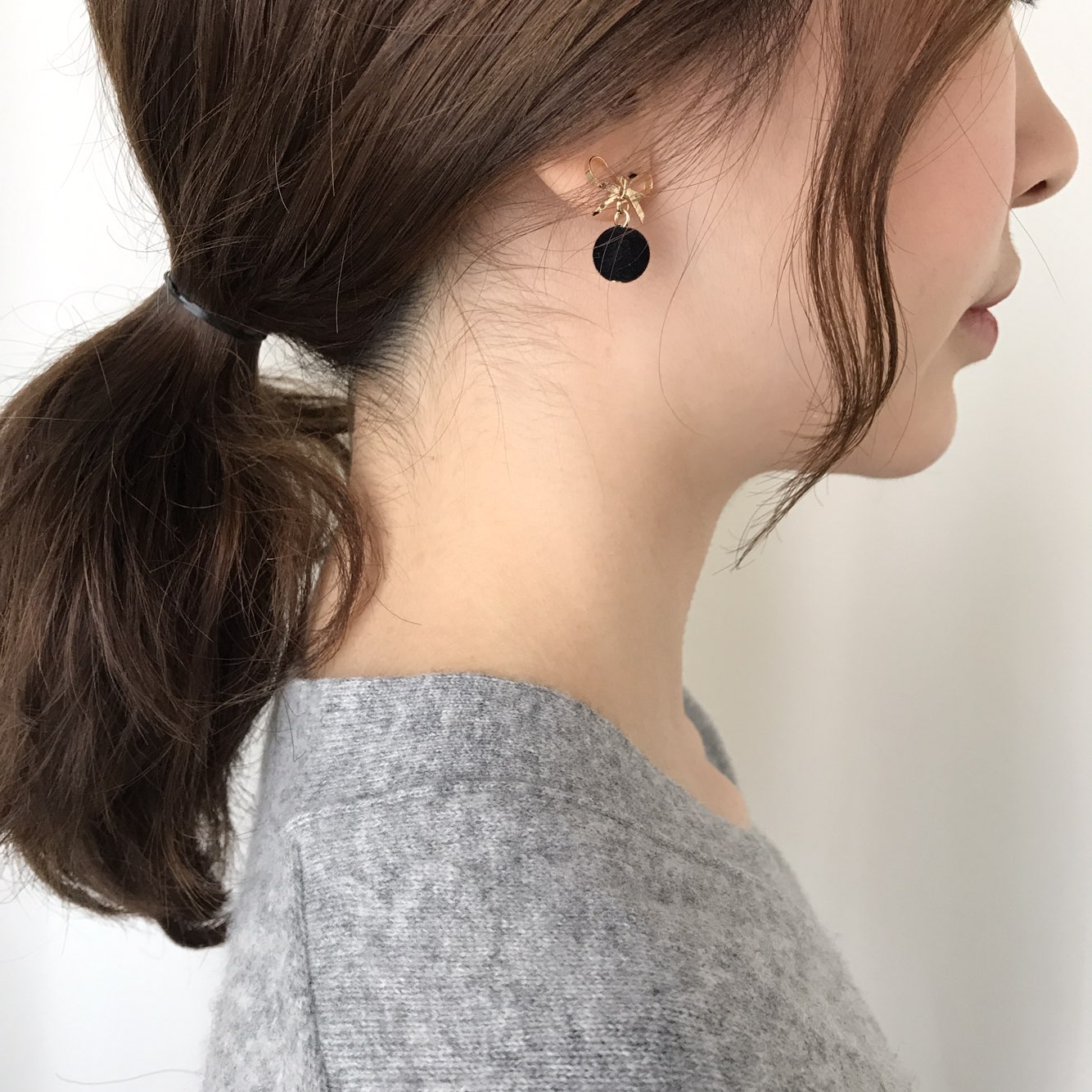 Belly Ribbon Pom-Form Velvet Mini Earrings 4color