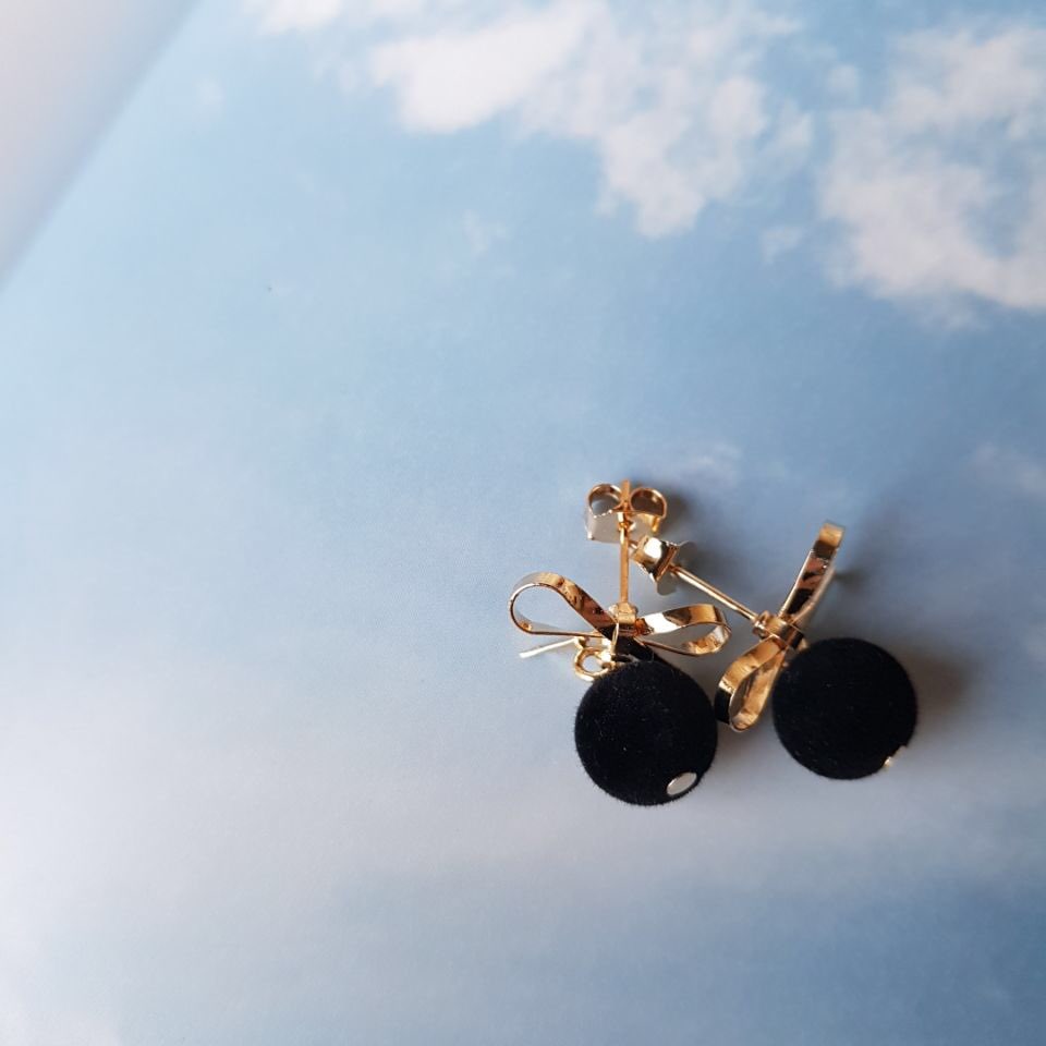 Belly Ribbon Pom-Form Velvet Mini Earrings 4color