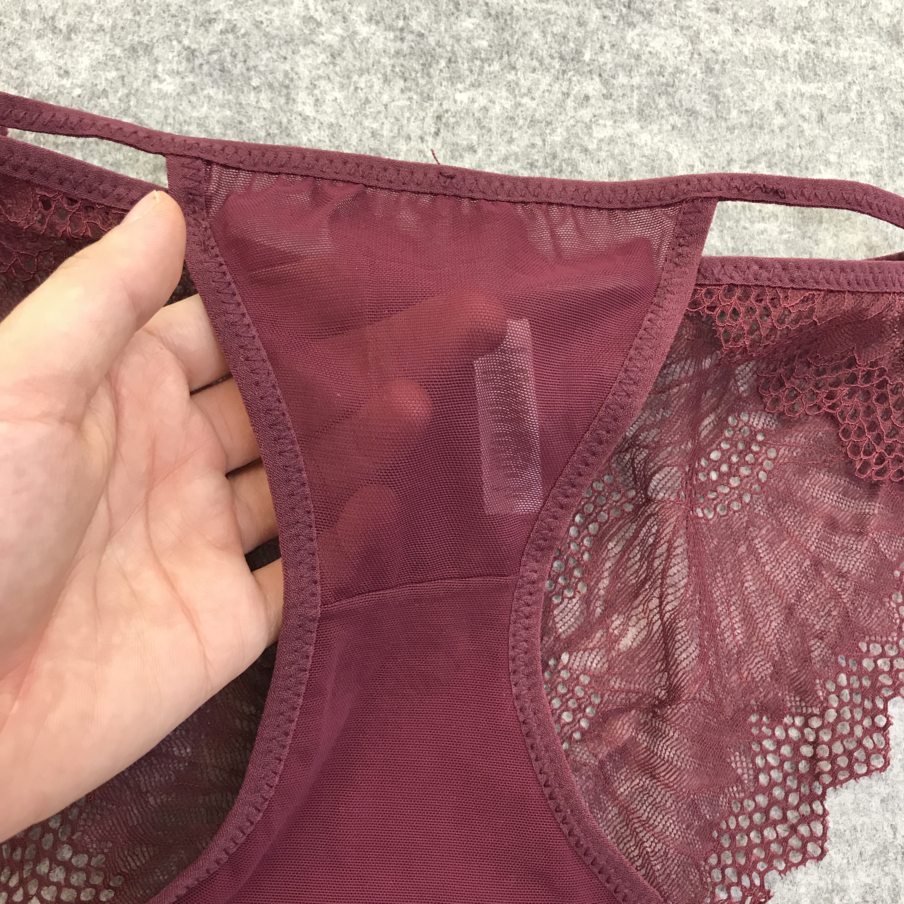 Panty thongs see-through nylon sexy tongue lace wo
