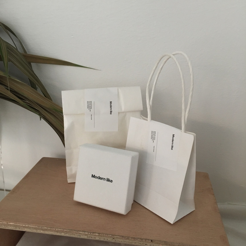 <b><p>gold Thread ring Layed Women their 30s four</p></b><b><p>金の 糸リング 重ね着 30代の女性 四季 ファッションジュエリー コーディネート</p></b><br /><br /><p align='center'>