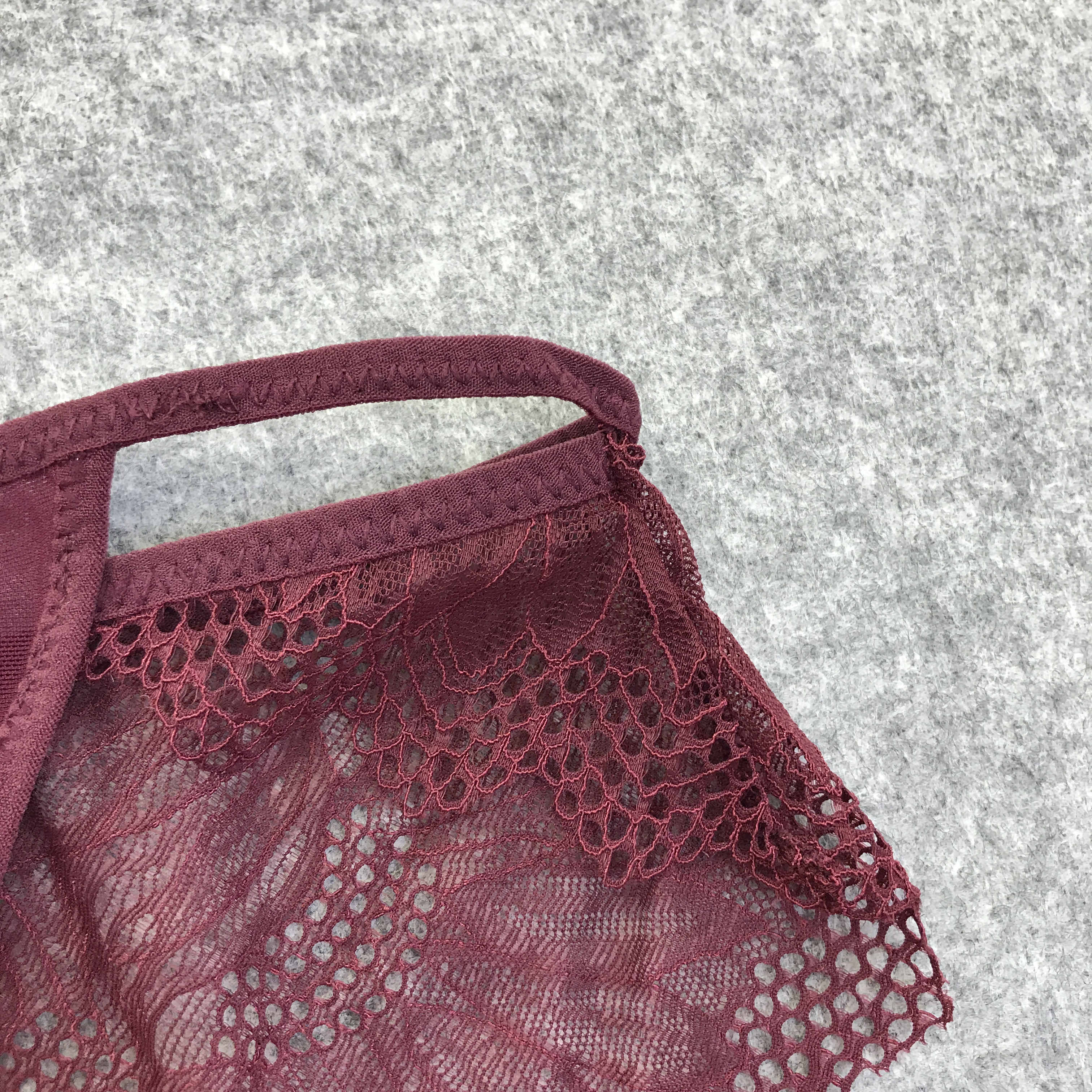 Panty thongs see-through nylon sexy tongue lace wo
