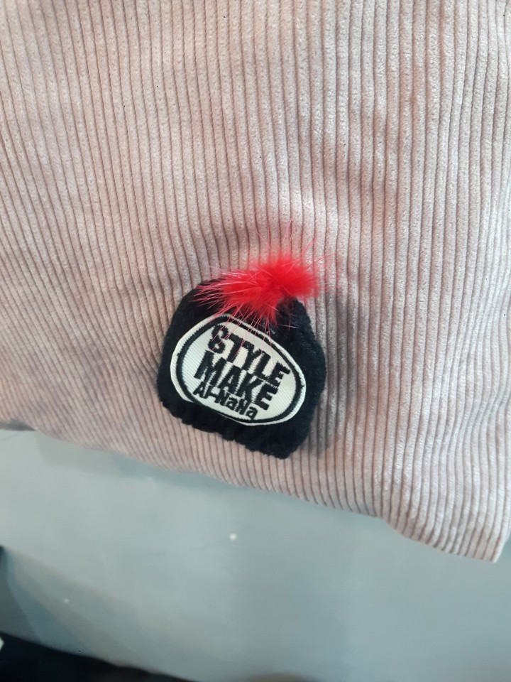 Brooch Golden eco bag ootd Clean and stylish, eleg