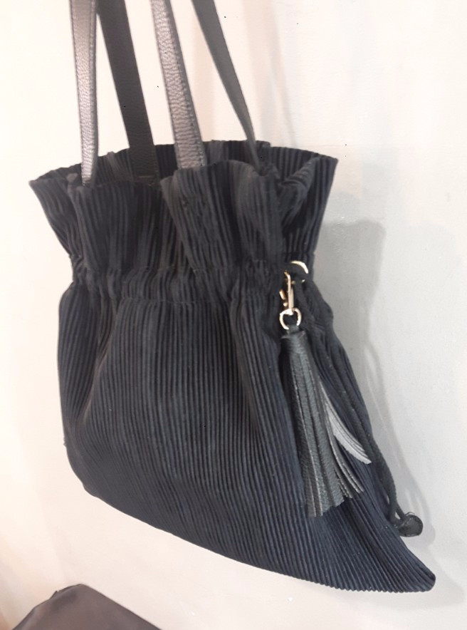 Velvet shirring eco bag ootd neat and fashionable 