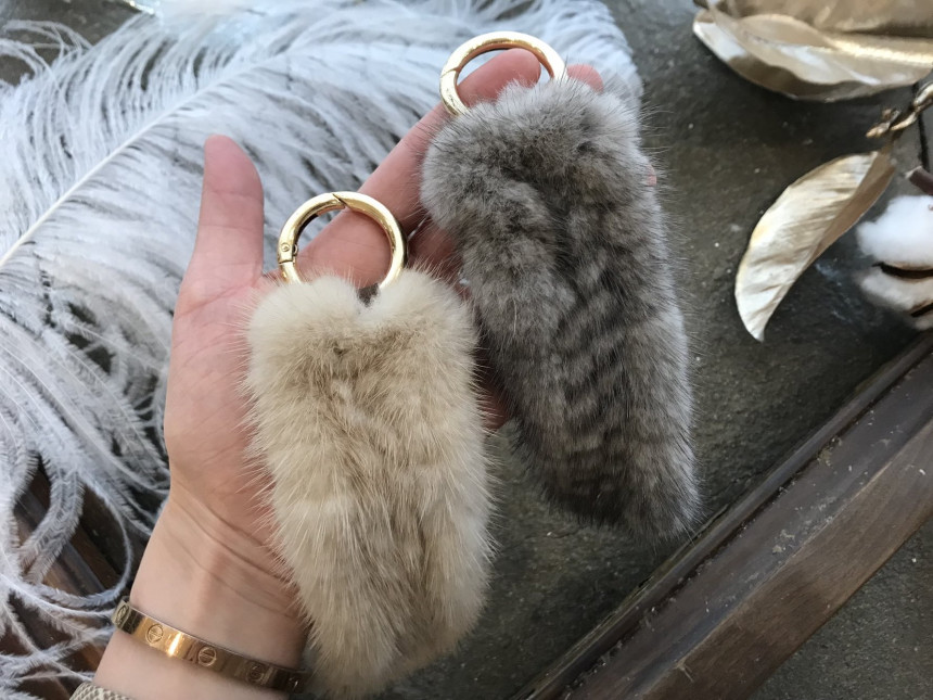 Handmade Natural Mink Keyring 2COL Real Fox Keyhol